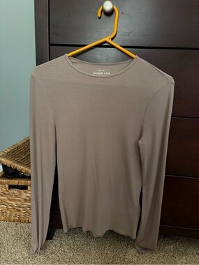 Abercrombie & Fitch Ribbed Long Sleeve Tee - Taupe Gray